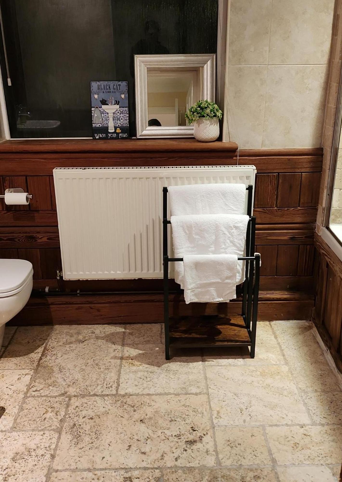 Large 2 Bed Holiday Let In Central Ystradgynlais Экстерьер фото